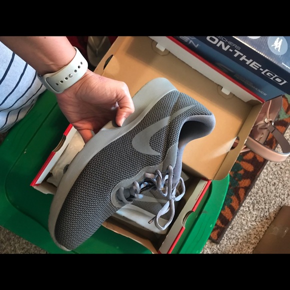 Nike Tanjun SE - Picture 6 of 8